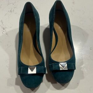 Michael Kors Caroline Suede Block Heel Pump Size 5M, $125